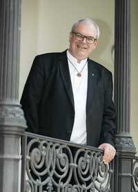 GV Dr. Hubert Lenz