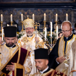 byzantinisches Pontifikalamt Stephansdom / Erzdiözese Wien/ Schönlaub byzantinisches Pontifikalamt Stephansdom