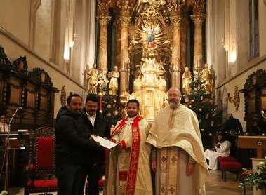 Rajesh Kadavil, George Vadakkanchery, P. Jijo und Generalvikar Yuriy Kolasa