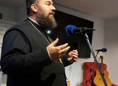 Priester John Reves, Leiter des Byazntischen Gebetszentrums