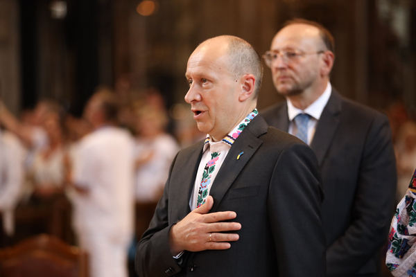  Gebet um Frieden und Zusammenhalt in der Ukraine