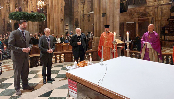 Holodomor-Gedenken im Wiener Stephansdom