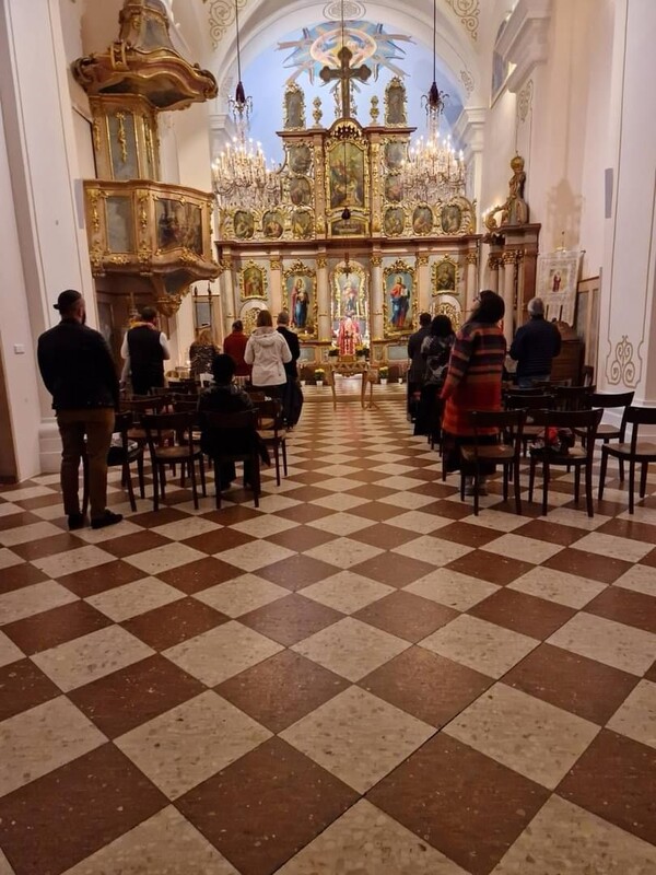 Göttliche Liturgie in weißrussischer Sprache in der St. Barbara-Kirche