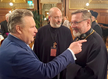 Bürgermeister Michael Ludwig, Großerzbischof Swjatoslaw Schewtschuk, Oberhaupt der Ukrainischen Griechisch-katholischen Kirche, und Generalvikar Kolasa